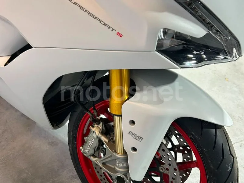 Ducati SuperSport - Vista 15