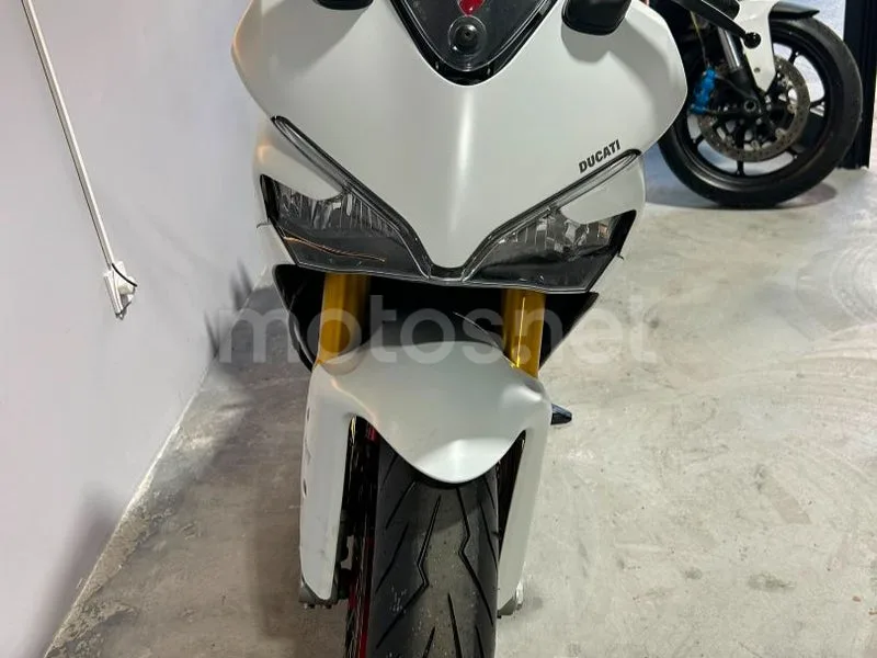 Ducati SuperSport - Vista 18