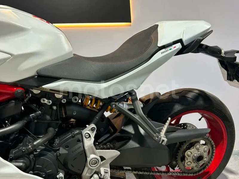 Ducati SuperSport - Vista 4