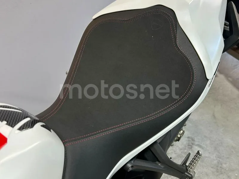 Ducati SuperSport - Vista 10