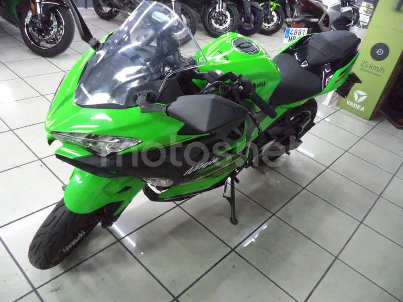 Kawasaki Ninja 400 - Vista 5