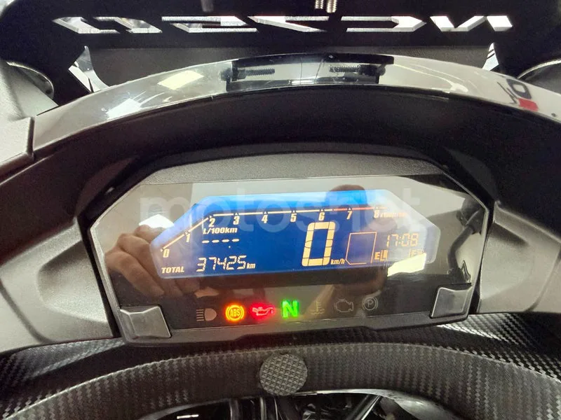 Honda Integra 750 S - Vista 15