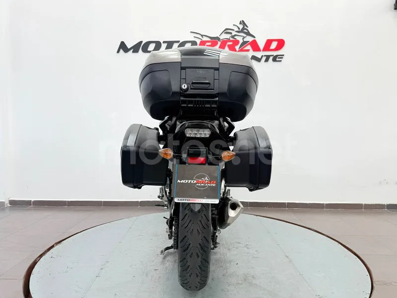 Honda Integra 750 S - Vista 4