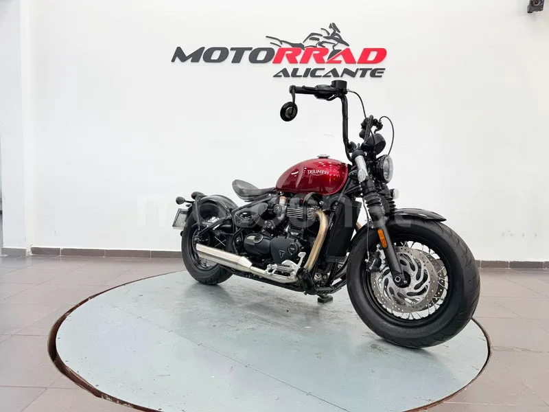 Triumph Bonneville Bobber - Vista 8