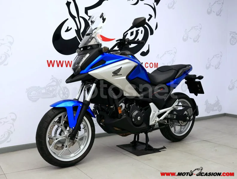 Honda NC750X - Vista 8