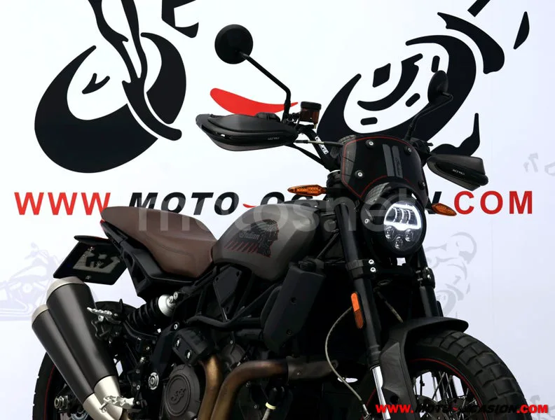 Indian FTR 1200 - Vista 4