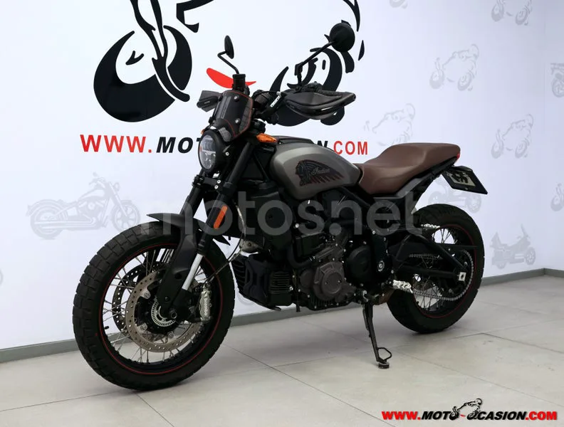 Indian FTR 1200 - Vista 8