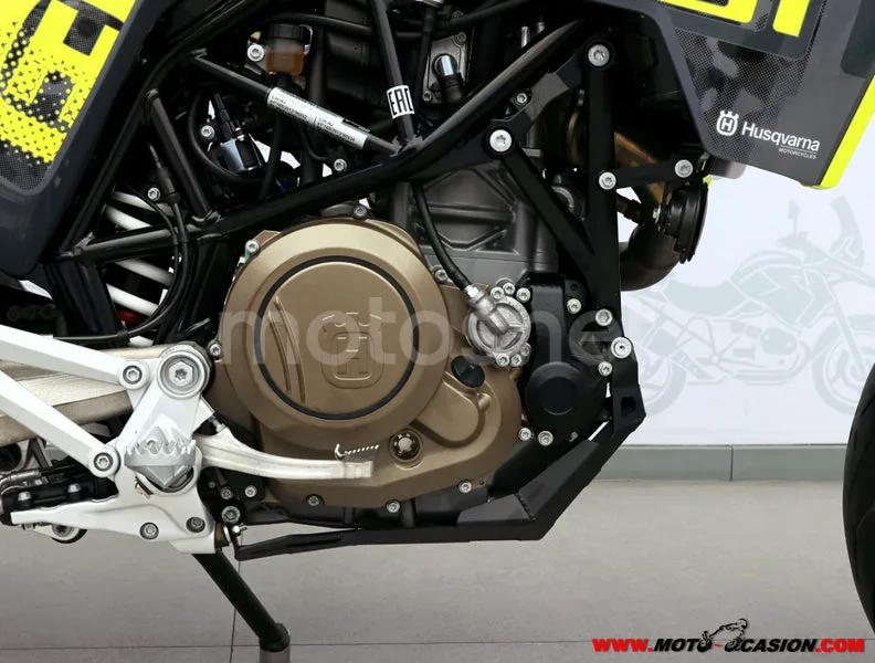 Husqvarna 701 Supermoto - Vista 5