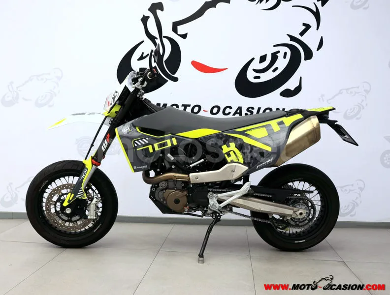 Husqvarna 701 Supermoto - Vista 7