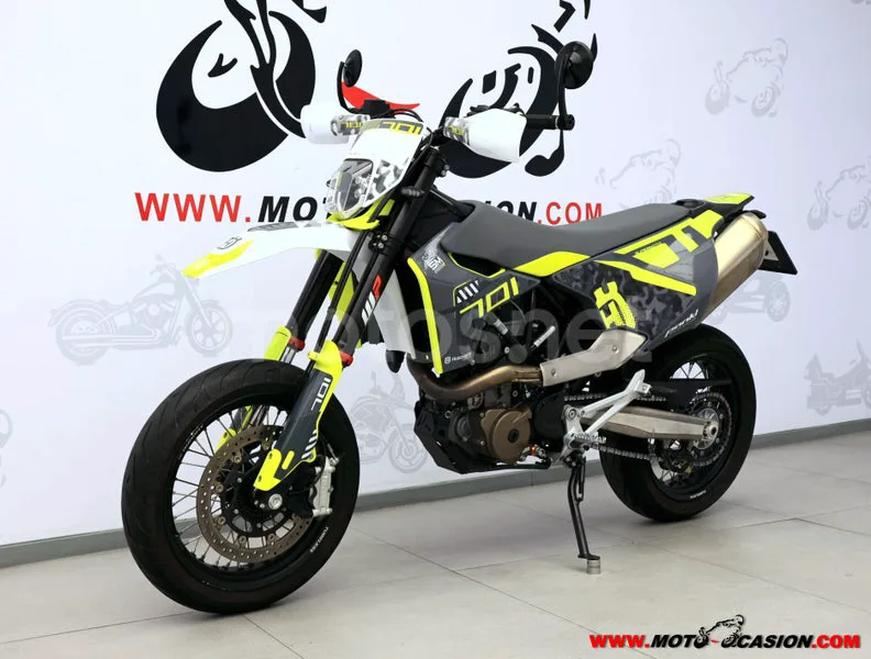 Husqvarna 701 Supermoto - Vista 8