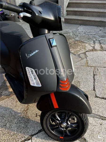 Vespa GTS 125 - Vista 4