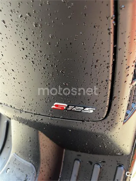 Vespa GTS 125 - Vista 8