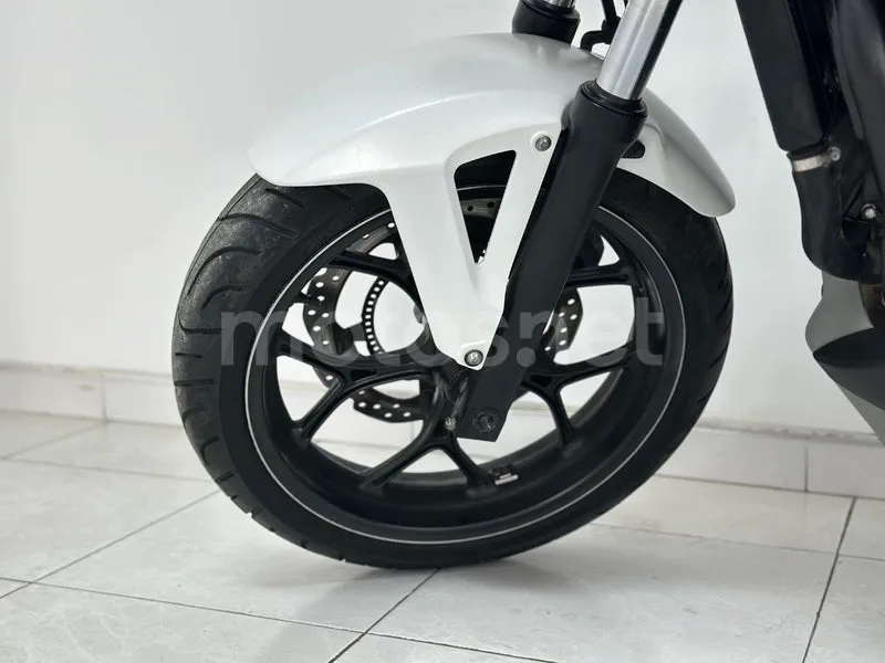 Honda NC750X - Vista 13