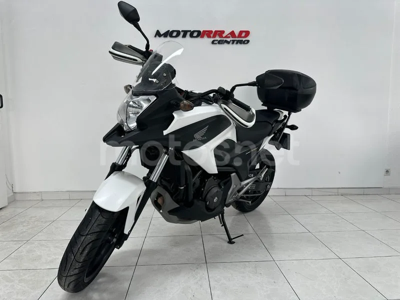 Honda NC750X - Vista 3