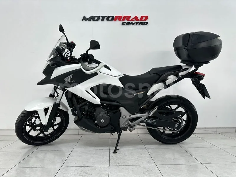 Honda NC750X - Vista 4