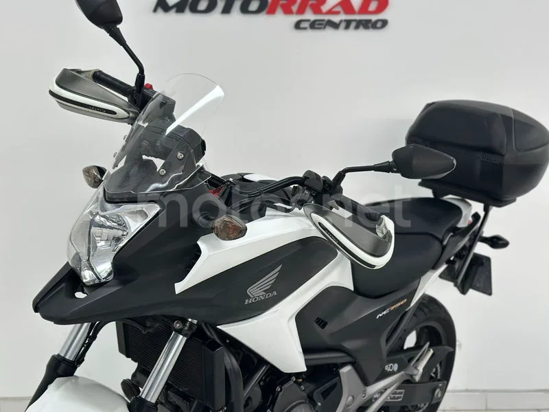 Honda NC750X - Vista 6