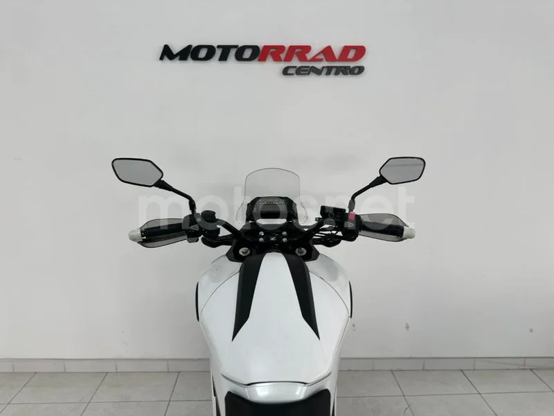 Honda NC750X - Vista 7