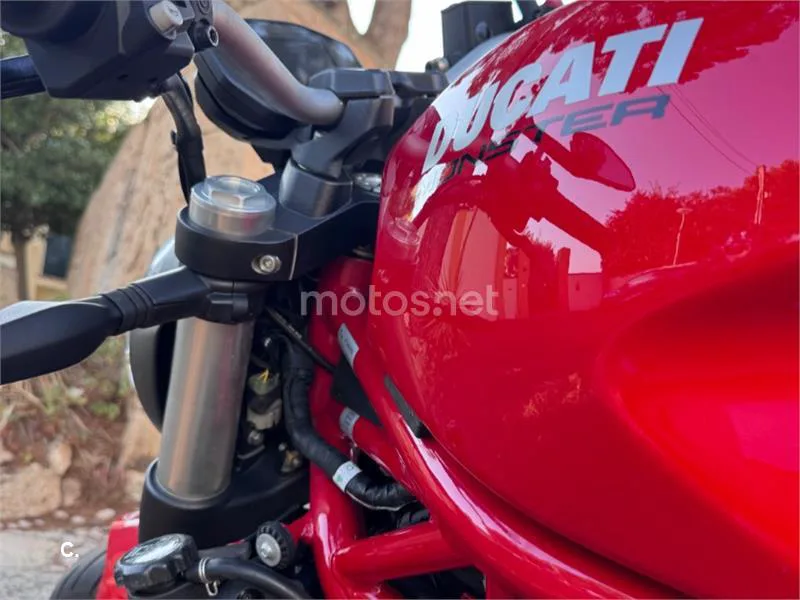 Ducati Monster 821 - Vista 6