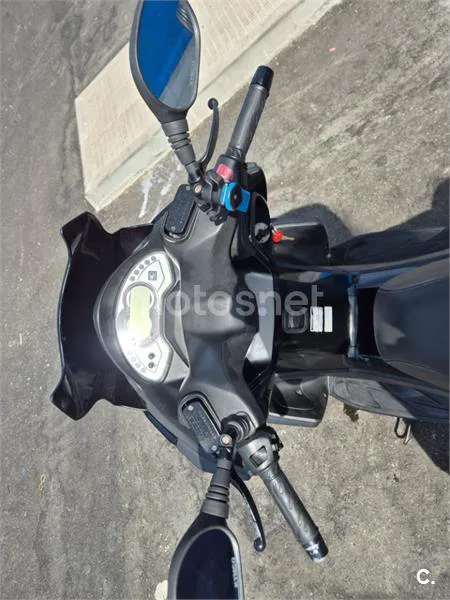 Kymco K-XCT 125i - Vista 11