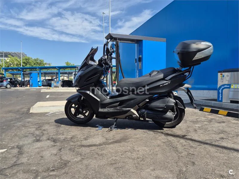 Kymco K-XCT 125i - Vista 7