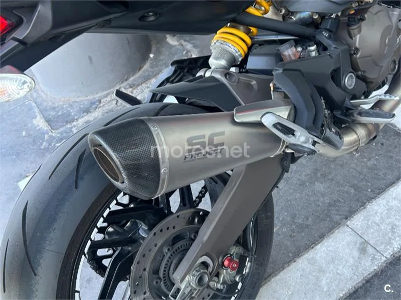 Ducati Monster 821 - Vista 6