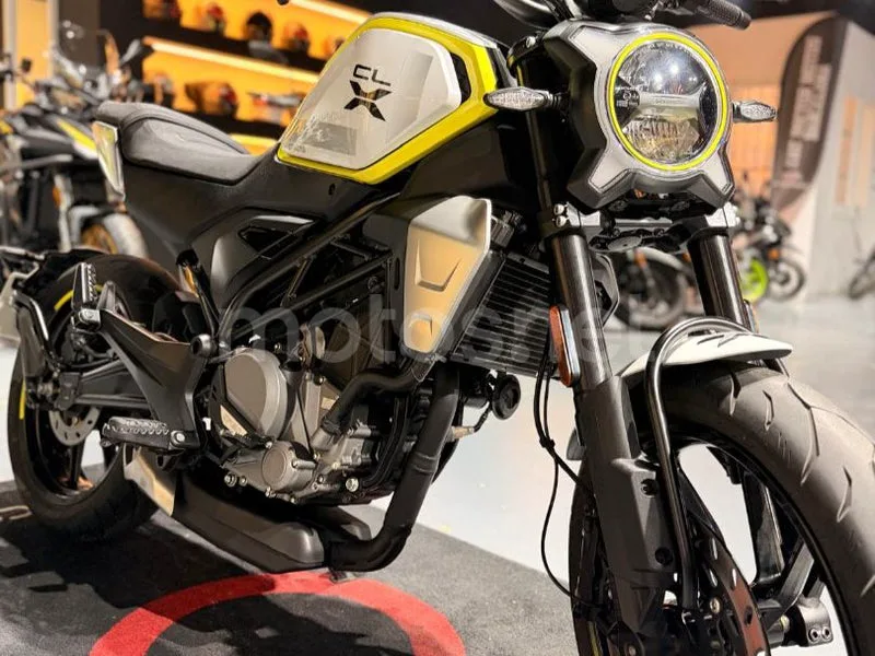 CFMOTO 300CL-X 2390 € 2025 Barcelona - 2