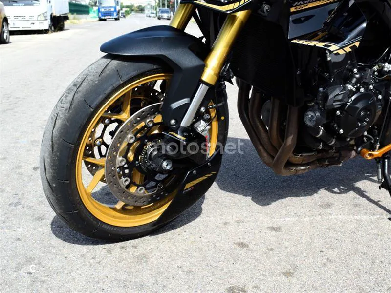 Honda CB1000 Hornet - Vista 14