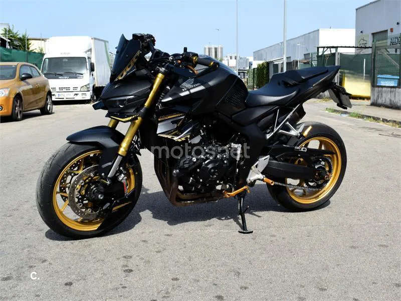 Honda CB1000 Hornet - Vista 15