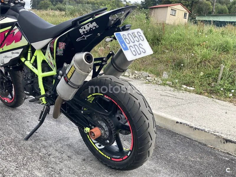 KTM 690 SMC R - Vista 3