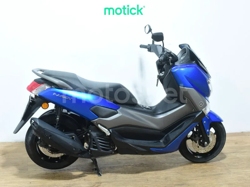 Yamaha NMAX - Vista 10