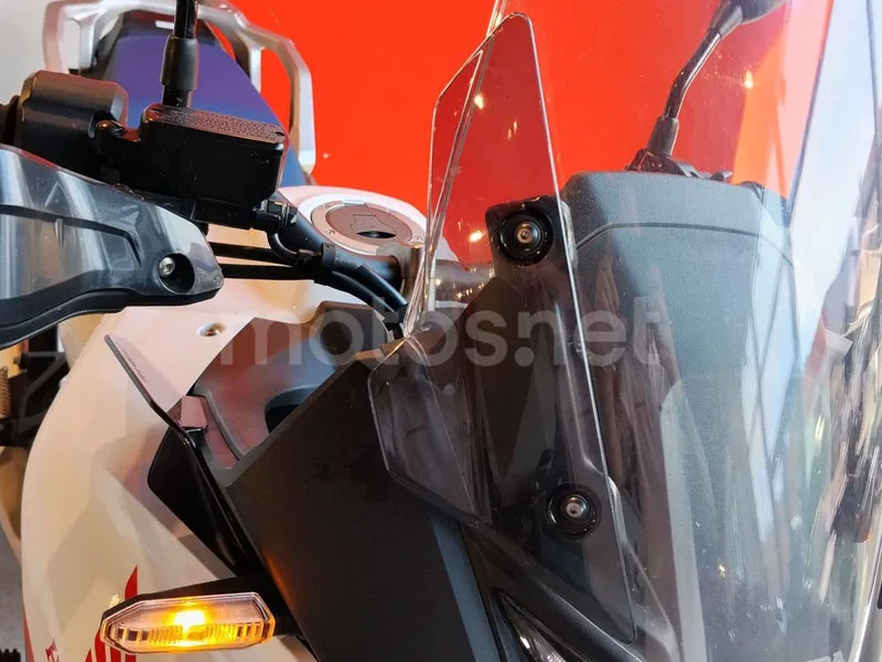 Honda XL750 Transalp - Vista 12