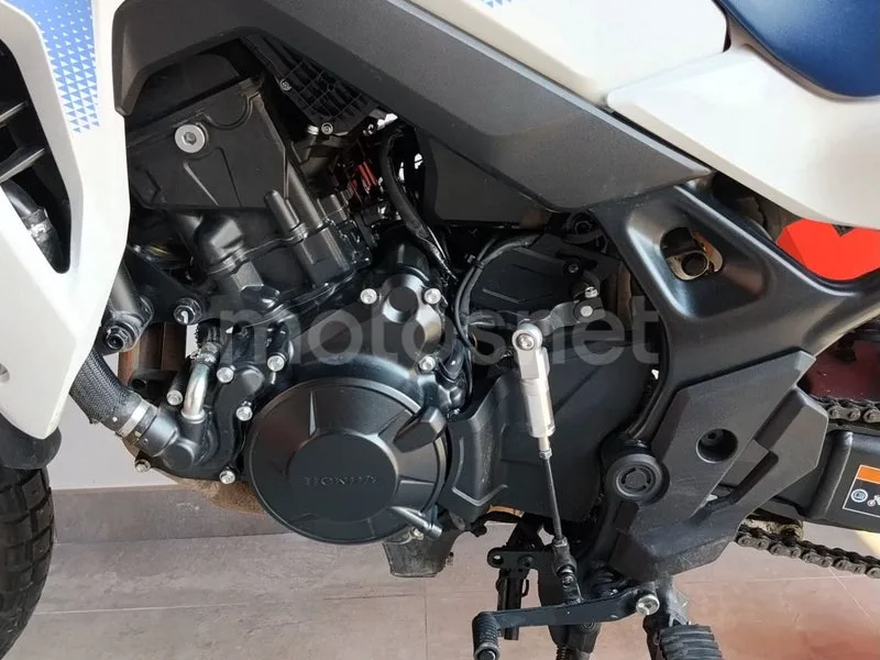Honda XL750 Transalp - Vista 7