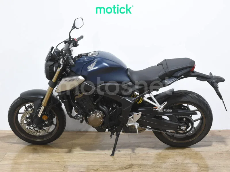 Honda CB650R - Vista 7