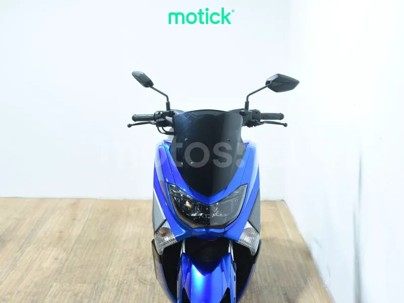 Yamaha NMAX - Vista 11