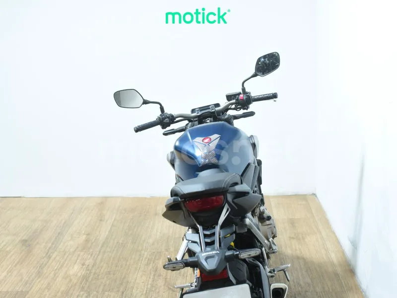Honda CB650R - Vista 6