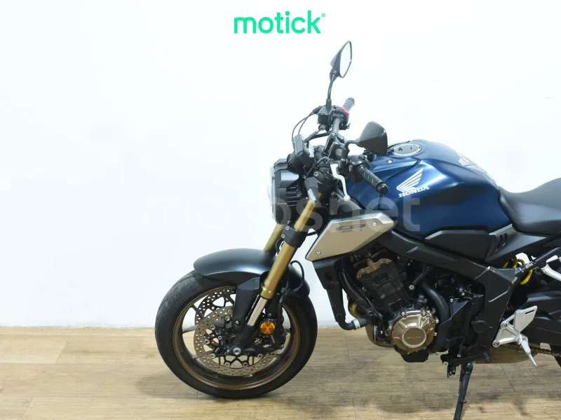 Honda CB650R - Vista 8