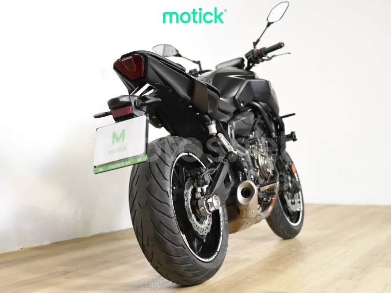 Yamaha MT-07 - Vista 9
