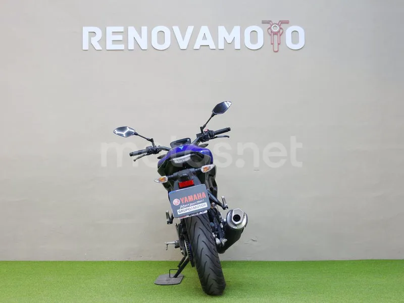 Yamaha MT-125 - Vista 3