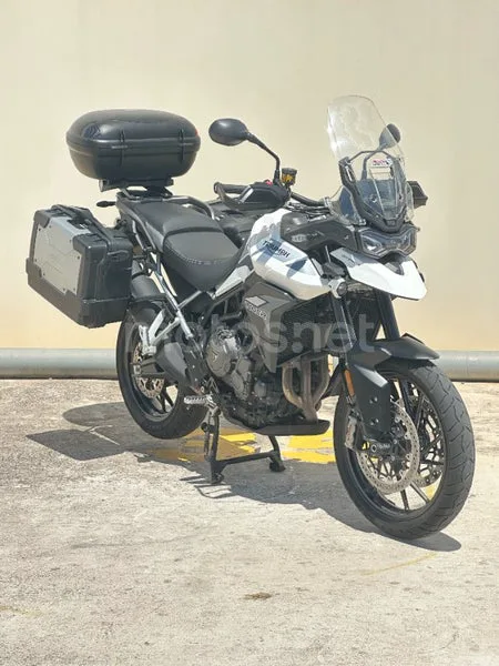 Triumph Tiger 900 - Vista 6