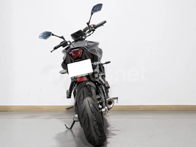 Yamaha MT-07 - Vista 5