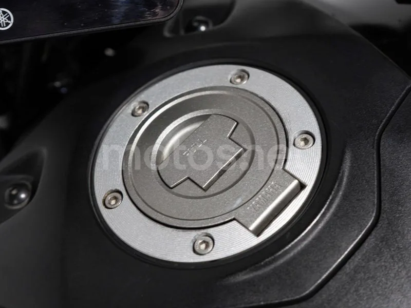 Yamaha MT-07 - Vista 10