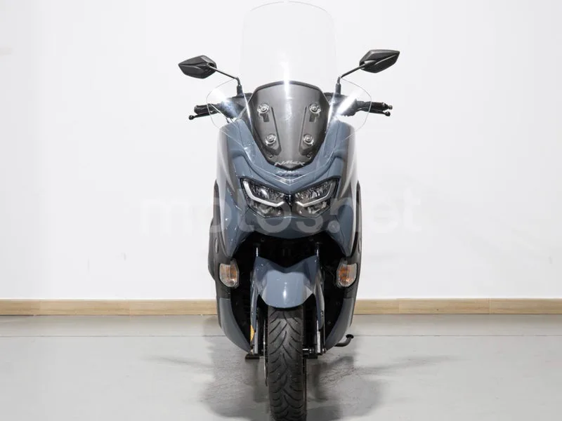 Yamaha NMAX - Vista 3
