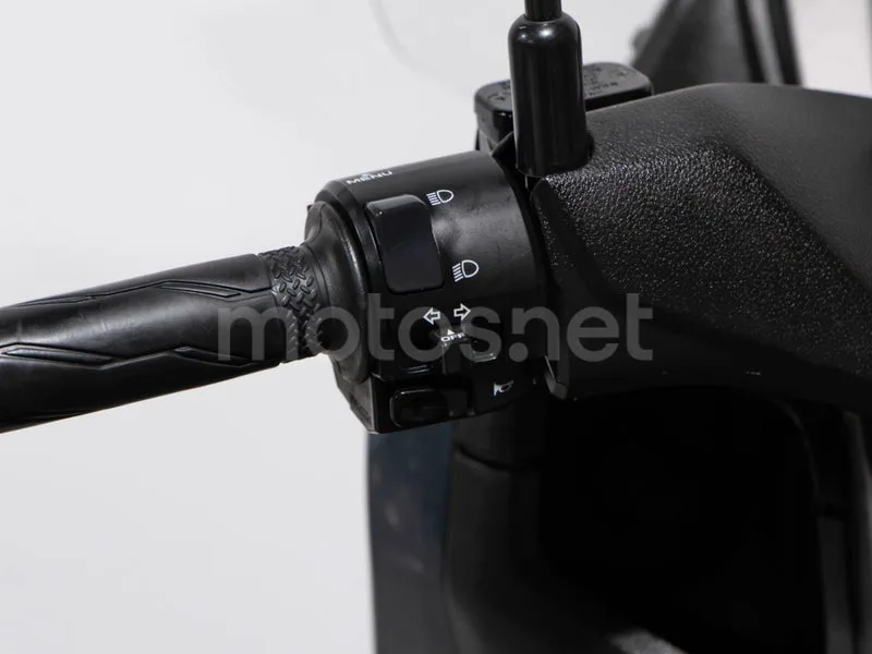 Yamaha NMAX - Vista 10