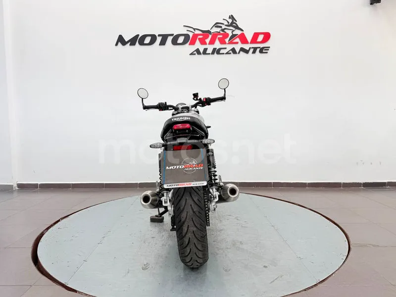 Triumph Speed Twin 900 - Vista 4