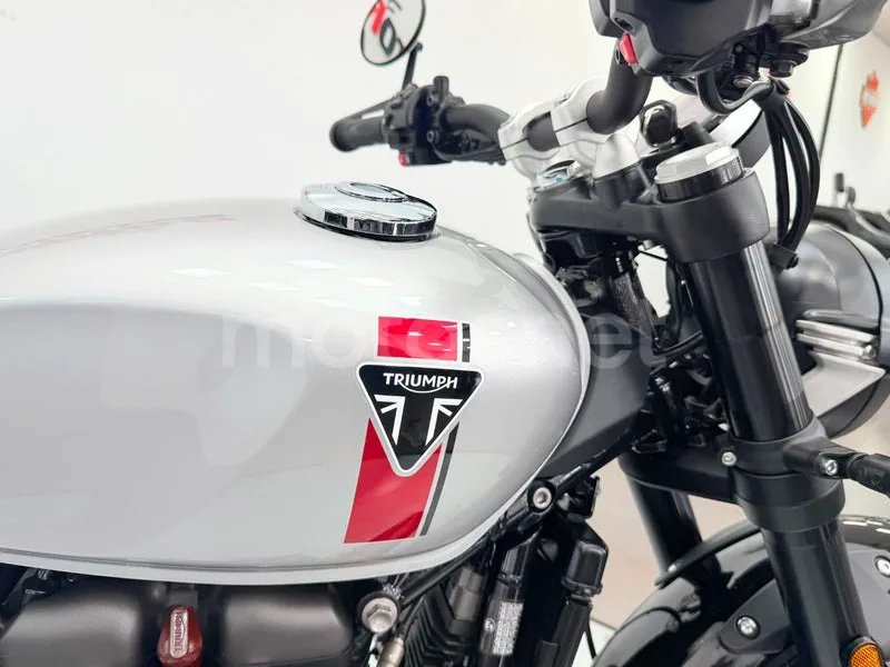 Triumph Speed Twin 900 - Vista 10