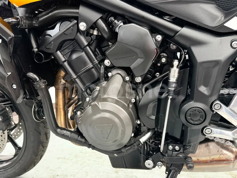 Triumph Trident 660 - Vista 13
