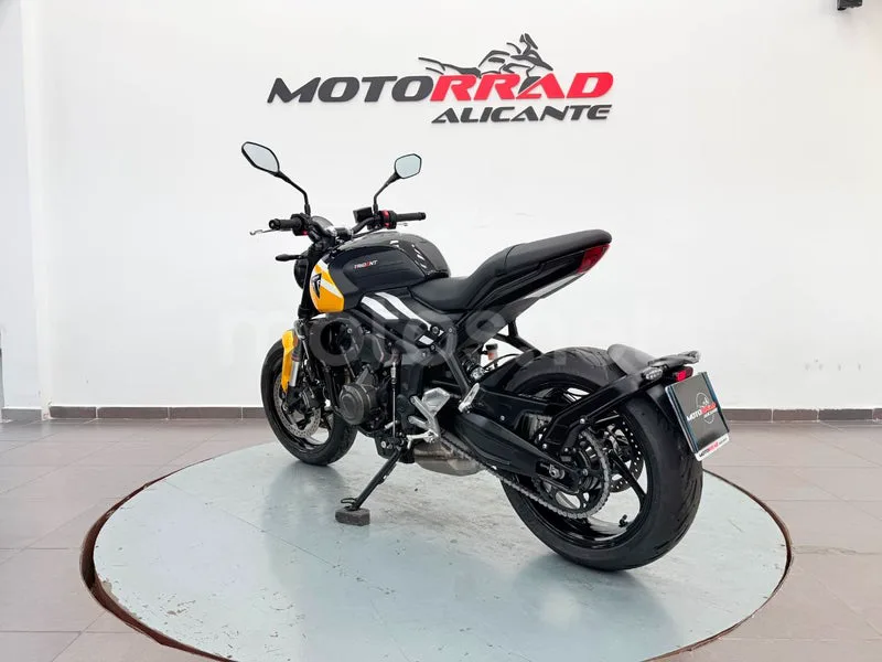 Triumph Trident 660 - Vista 5