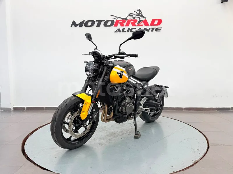 Triumph Trident 660 - Vista 6