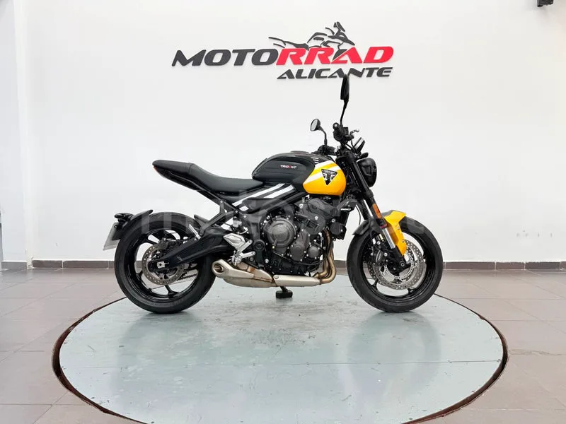 Triumph Trident 660 - Vista 8