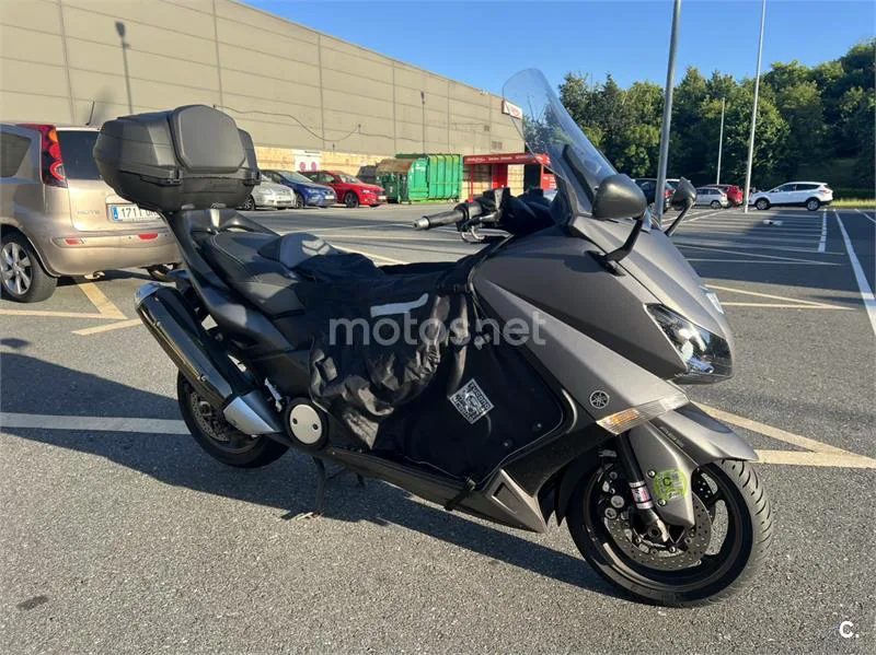 Yamaha TMAX 530 - Vista 4